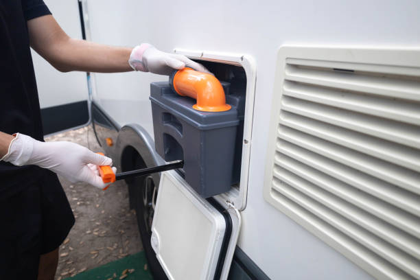Portable Toilet Options We Offer in Gulfport, FL